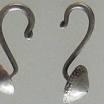 Dong earrings